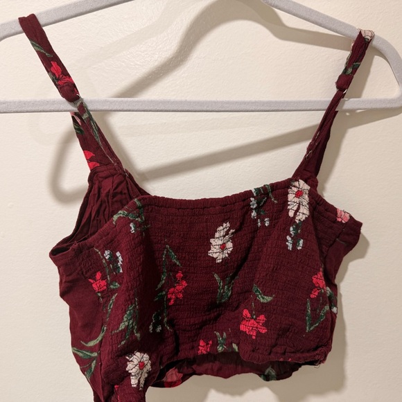 Hollister Burgundy Floral Crop Top - Picture 2 of 2